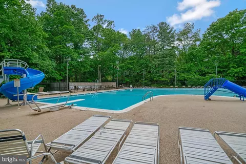 Exterior - 7813 Harrowgate Cir #A, Springfield, VA 22152 photo 8 of 10