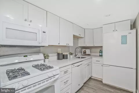 1956 Kennedy Dr #T1, Mclean, VA 22102 photo 13