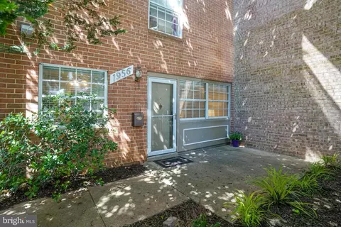 1956 Kennedy Dr #T1, Mclean, VA 22102 photo 4