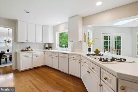 1808 Briar Ridge Ct, Mclean, VA 22101 photo 11