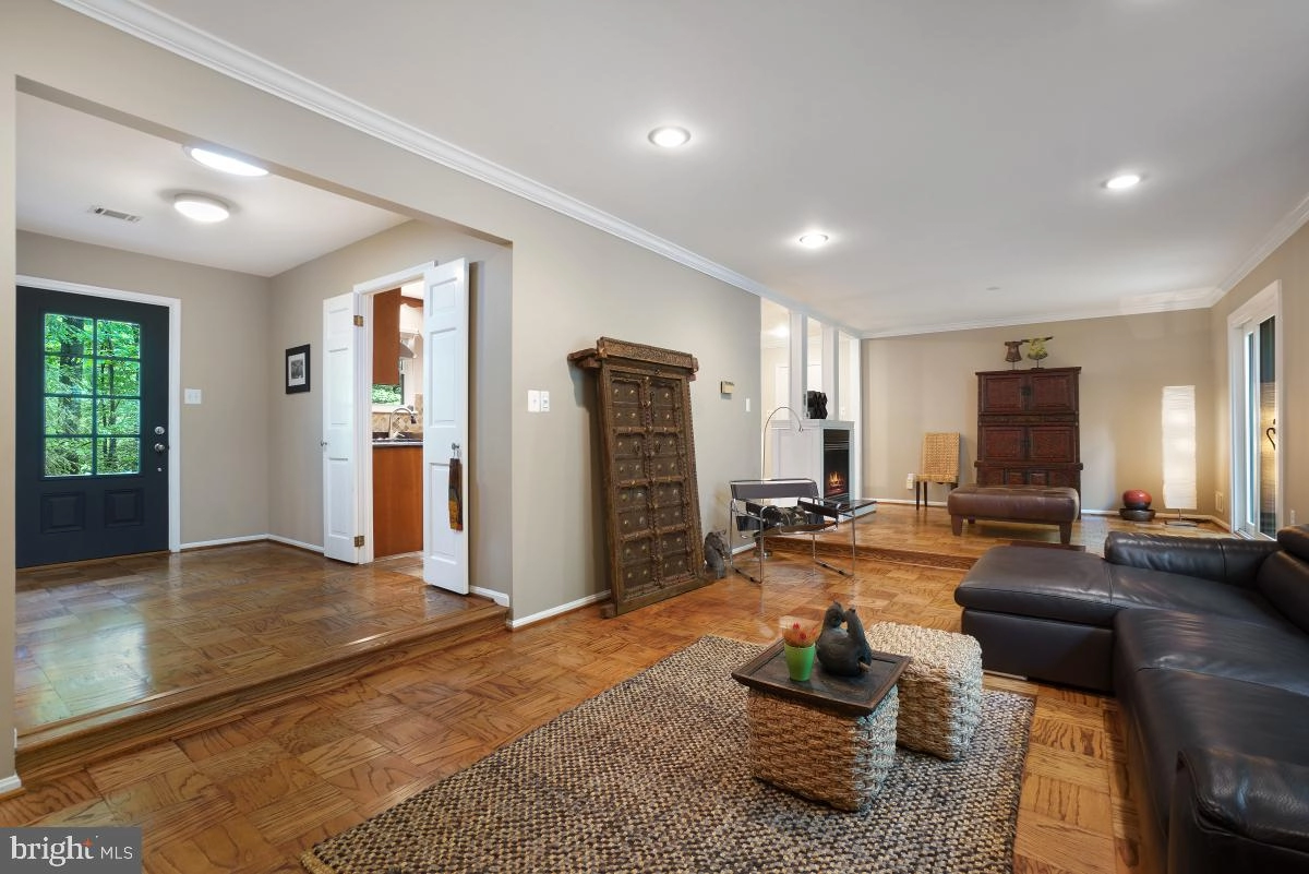 11314 Handlebar Rd, Reston, VA 20191 photo 5