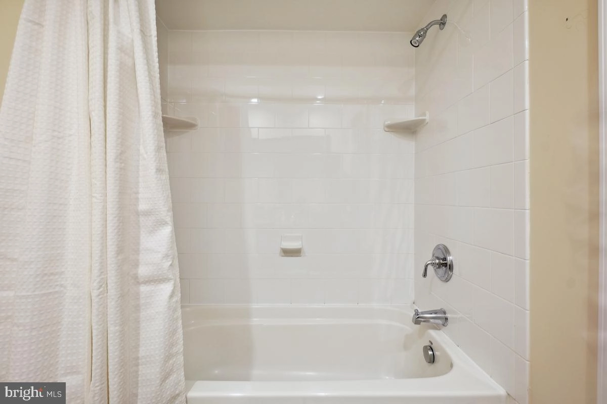 11314 Handlebar Rd, Reston, VA 20191 photo 25