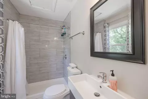 8332 Moline Pl, Springfield, VA 22153 photo 28