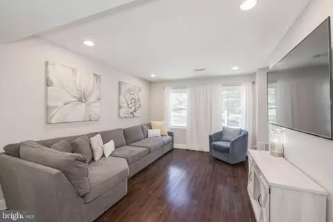 8332 Moline Pl, Springfield, VA 22153 photo 12