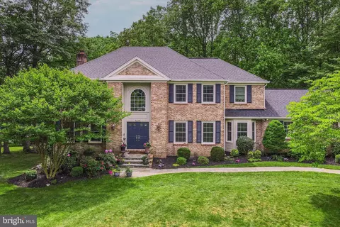 5605 Mary Fairfax Ct, Fairfax Station, VA 22039