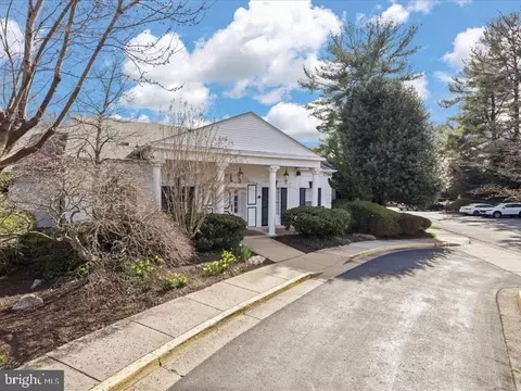 7640 Tremayne Pl #308, Mclean, VA 22102 photo 40