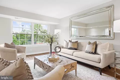 7640 Tremayne Pl #308, Mclean, VA 22102 photo 10