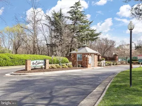 7640 Tremayne Pl #308, Mclean, VA 22102 photo 2
