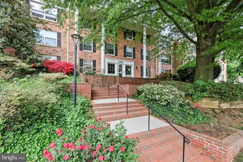 7640 Tremayne Pl #308, Mclean, VA 22102 photo 5