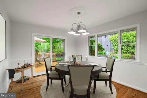 Dining - 1802 Briar Ridge Ct, Mclean, VA 22101 photo 2 of 3