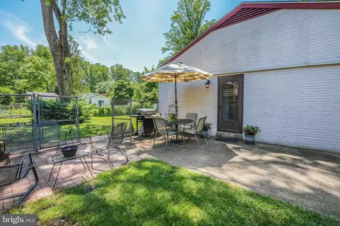 Exterior - 7121 Dalhouse St, Springfield, VA 22151 photo 1 of 6