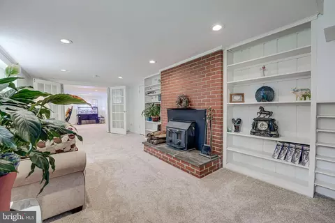 Other - 7121 Dalhouse St, Springfield, VA 22151 photo 4 of 7