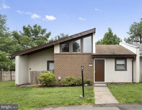 6025 Wealdstone Ct, Centreville, VA 20120