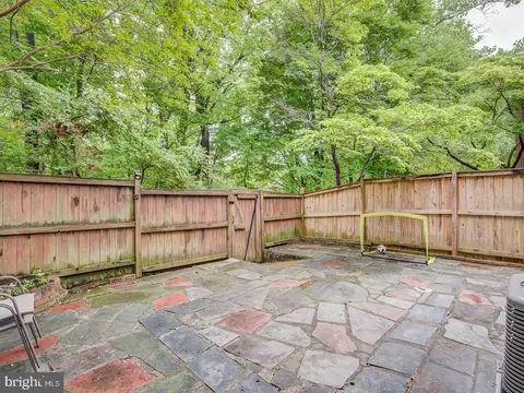 8098 Sleepy View Ln, Springfield, VA 22153 photo 45