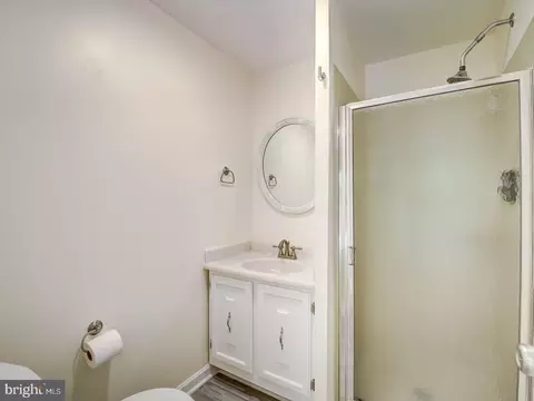 8098 Sleepy View Ln, Springfield, VA 22153 photo 18