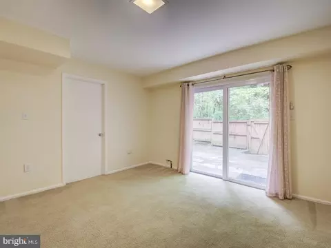 8098 Sleepy View Ln, Springfield, VA 22153 photo 42