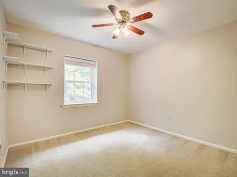 8098 Sleepy View Ln, Springfield, VA 22153 photo 38