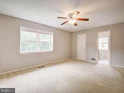 8098 Sleepy View Ln, Springfield, VA 22153 photo 27