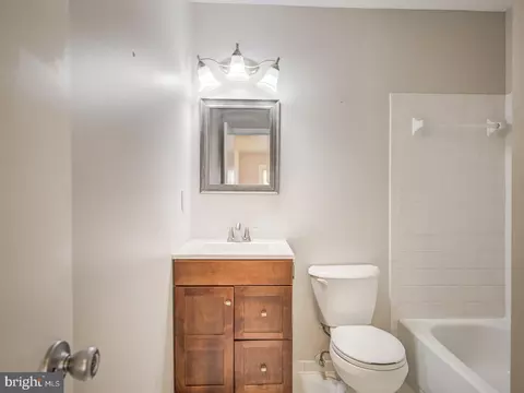8098 Sleepy View Ln, Springfield, VA 22153 photo 21