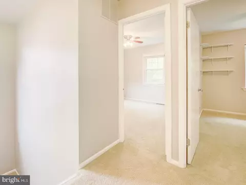 8098 Sleepy View Ln, Springfield, VA 22153 photo 35