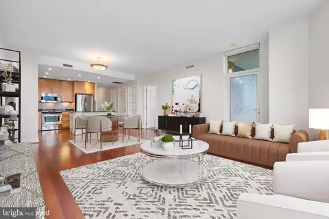 8220 Crestwood Heights Dr #1511, Mclean, VA 22102