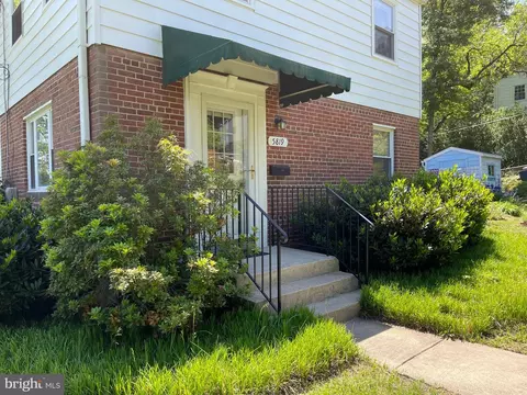 5819 Biscayne Dr, Alexandria, VA 22303