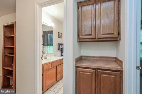 9754 Ironmaster Dr, Burke, VA 22015 photo 19