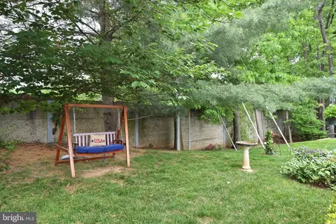 9754 Ironmaster Dr, Burke, VA 22015 photo 34