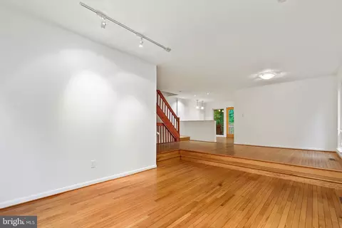Living - 2034 Chadds Ford Dr, Reston, VA 20191 photo 5 of 12
