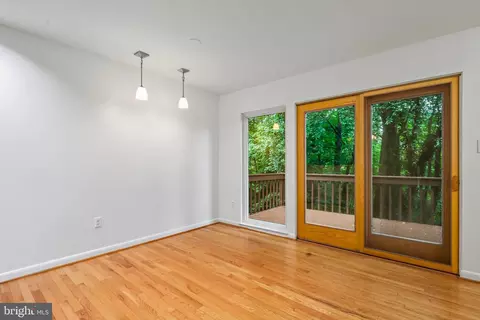 Living - 2034 Chadds Ford Dr, Reston, VA 20191 photo 9 of 12