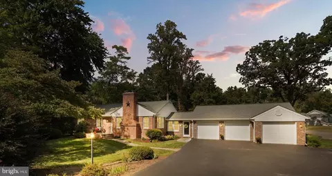 6600 Spring Valley Dr, Alexandria, VA 22312