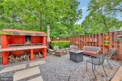 8457 Kitchener Dr, Springfield, VA 22153 photo 7