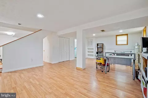 Other - 8460 Rainbow Bridge Ln, Springfield, VA 22153 photo 6 of 9