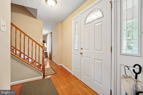 Entry Way - 8460 Rainbow Bridge Ln, Springfield, VA 22153 photo 1 of 5