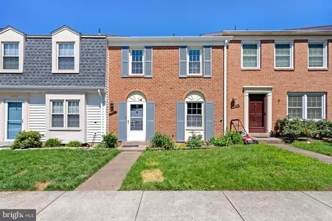 6600 Indian Trail Ct, Alexandria, VA 22310