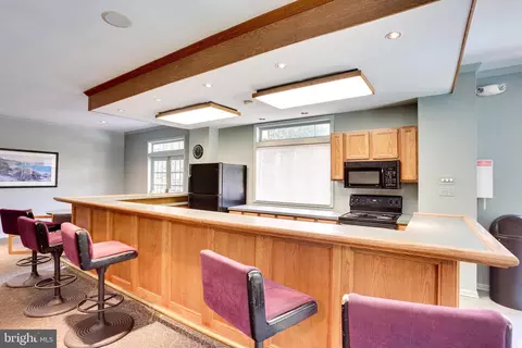 Kitchen - 8360 Dunham Ct #A, Springfield, VA 22152 photo 4 of 5