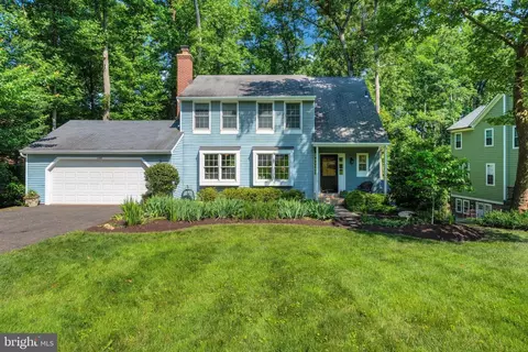 11128 Tattersall Trl, Oakton, VA 22124