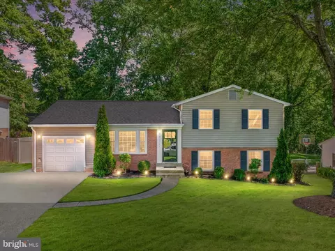 4315 Lees Corner Rd, Chantilly, VA 20151