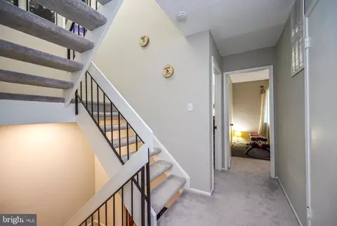 2120 Cartwright Pl, Reston, VA 20191 photo 11