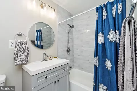 2120 Cartwright Pl, Reston, VA 20191 photo 9