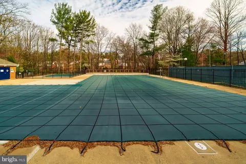 9315 Raintree Rd, Burke, VA 22015 photo 65