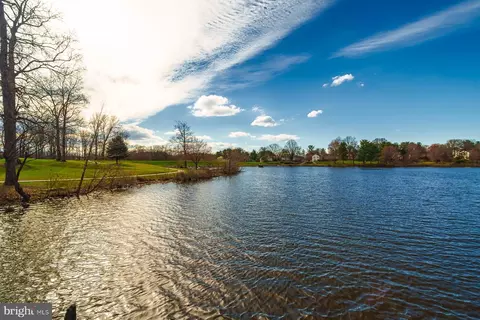 9315 Raintree Rd, Burke, VA 22015 photo 59