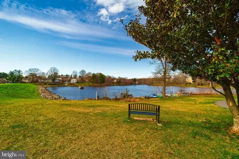 9315 Raintree Rd, Burke, VA 22015 photo 52