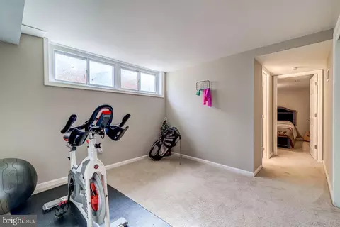 9315 Raintree Rd, Burke, VA 22015 photo 43