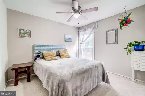 9315 Raintree Rd, Burke, VA 22015 photo 29
