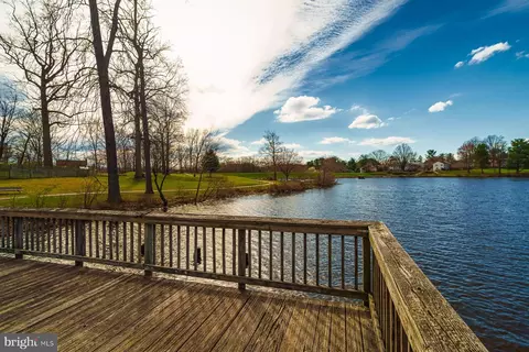 9315 Raintree Rd, Burke, VA 22015 photo 60