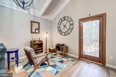 9315 Raintree Rd, Burke, VA 22015 photo 9