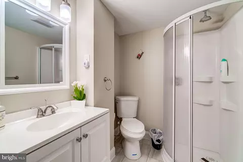 9315 Raintree Rd, Burke, VA 22015 photo 44