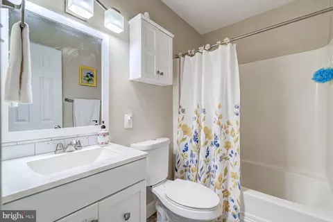 9315 Raintree Rd, Burke, VA 22015 photo 28
