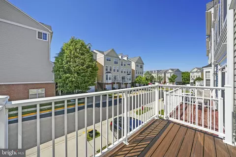 2527 Pascal Pl, Herndon, VA 20171 photo 8